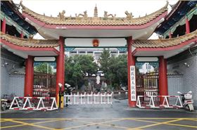 華捷盛電動伸縮門應(yīng)用于尉氏縣人民政府1