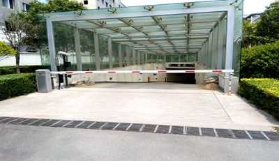 鄭州三全路交警支隊(duì)采用華捷盛智能道閘